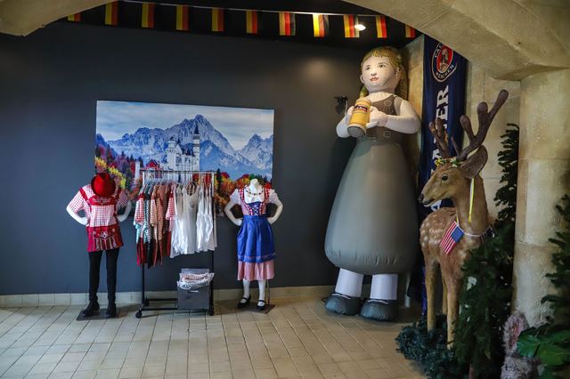 Portal Immersion Center at Krush Brau Park, Kissimmee – photo 11